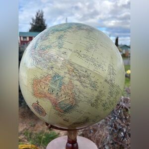 Vintage Collectible Replogle 12-inch Diameter “World Classic Series”